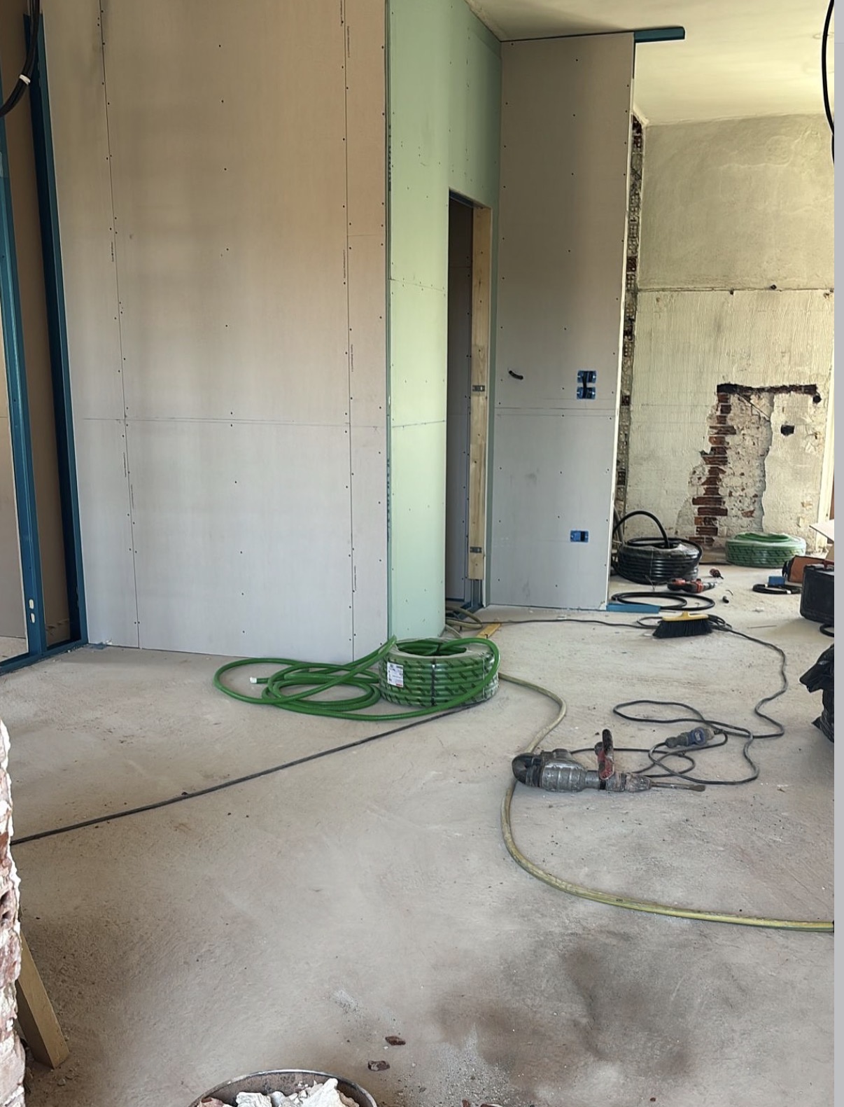 Interno durante i lavori